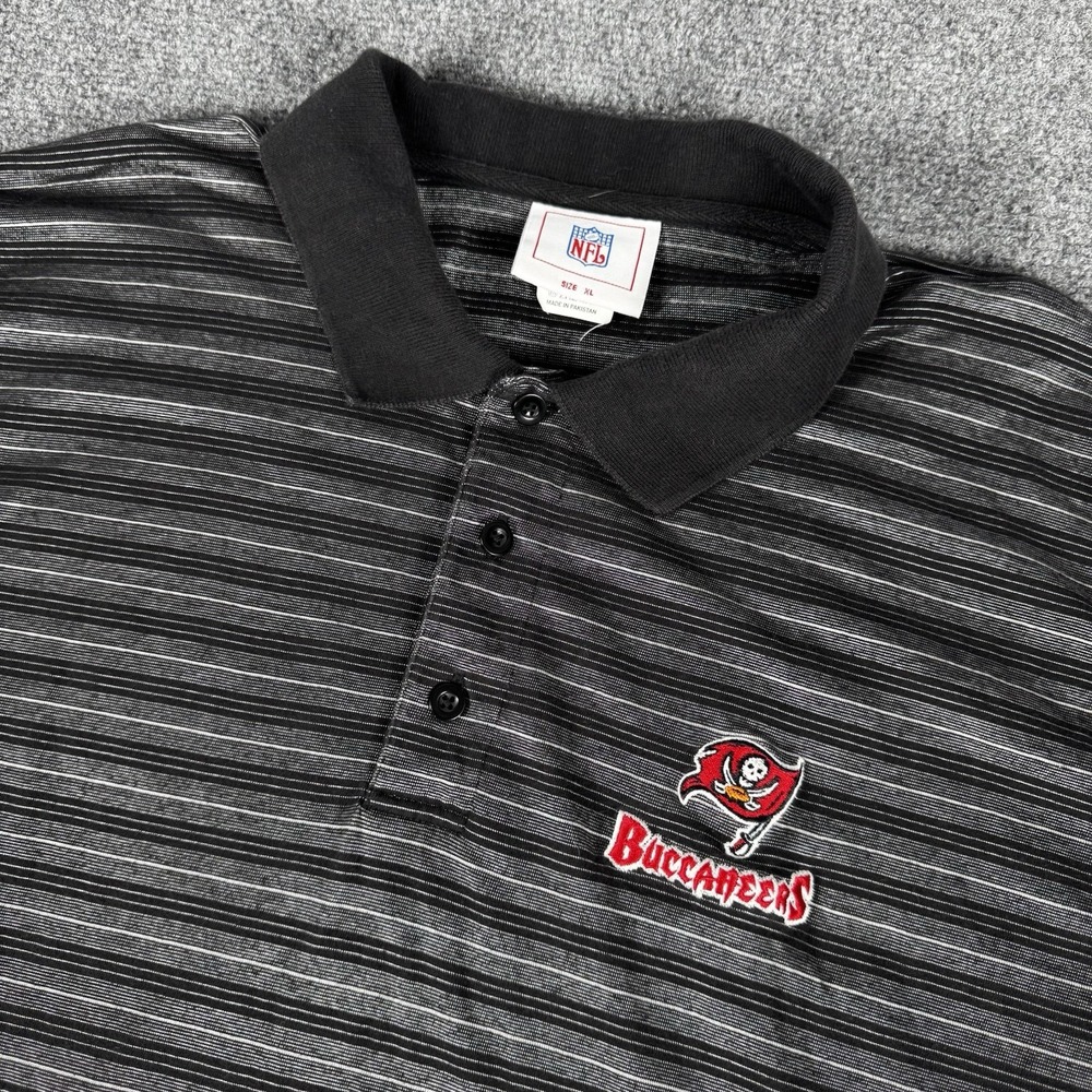 Tampa Bay Buccaneers Polo Shirt Mens XL Black White Knit Short Sleeve NFL